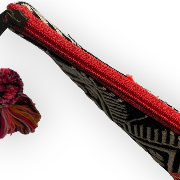 Brown Boho Patterned Lovestitch Tassel Pouch - Picture 4 of 6